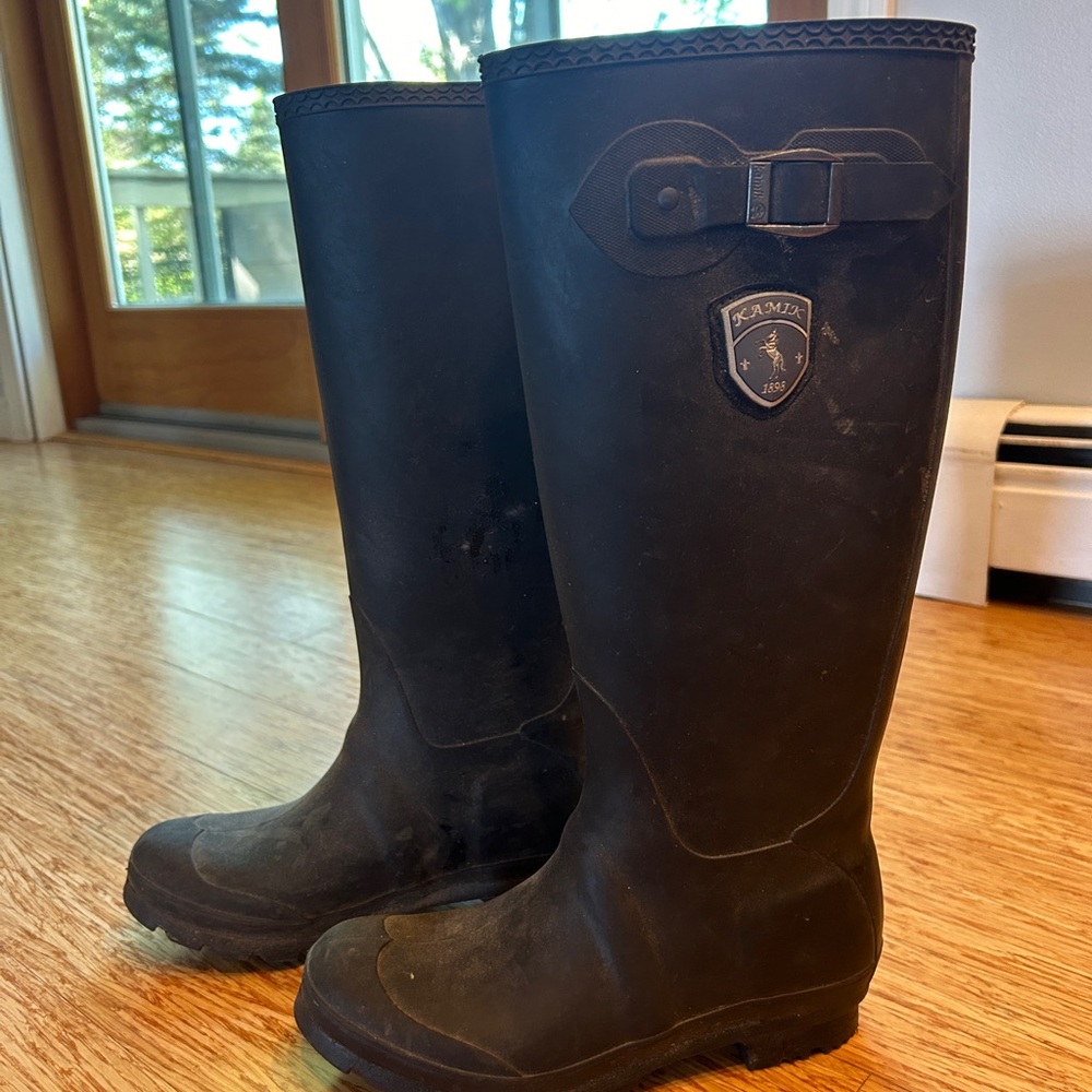 Kamik Dark Boots with Buckle Detail